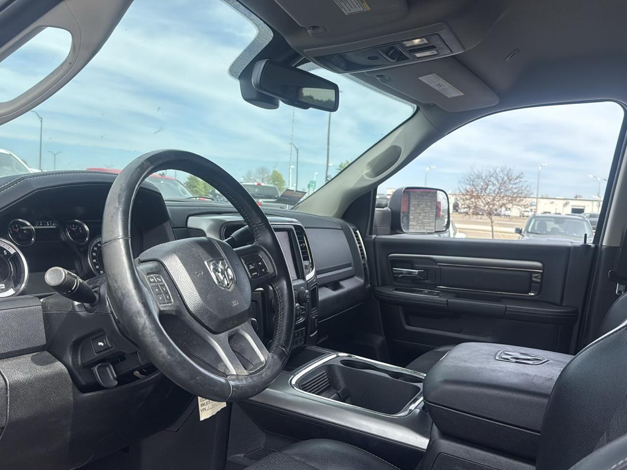 RAM 2500 SLT Crew Cab SWB 4WD 2018