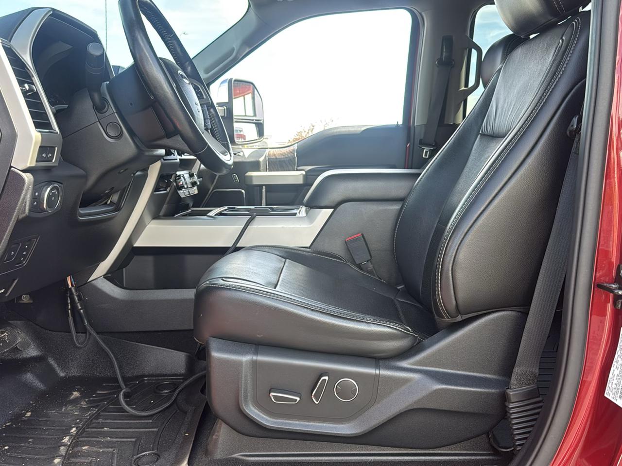 Ford F-350 SD Lariat Crew Cab 4WD 2019