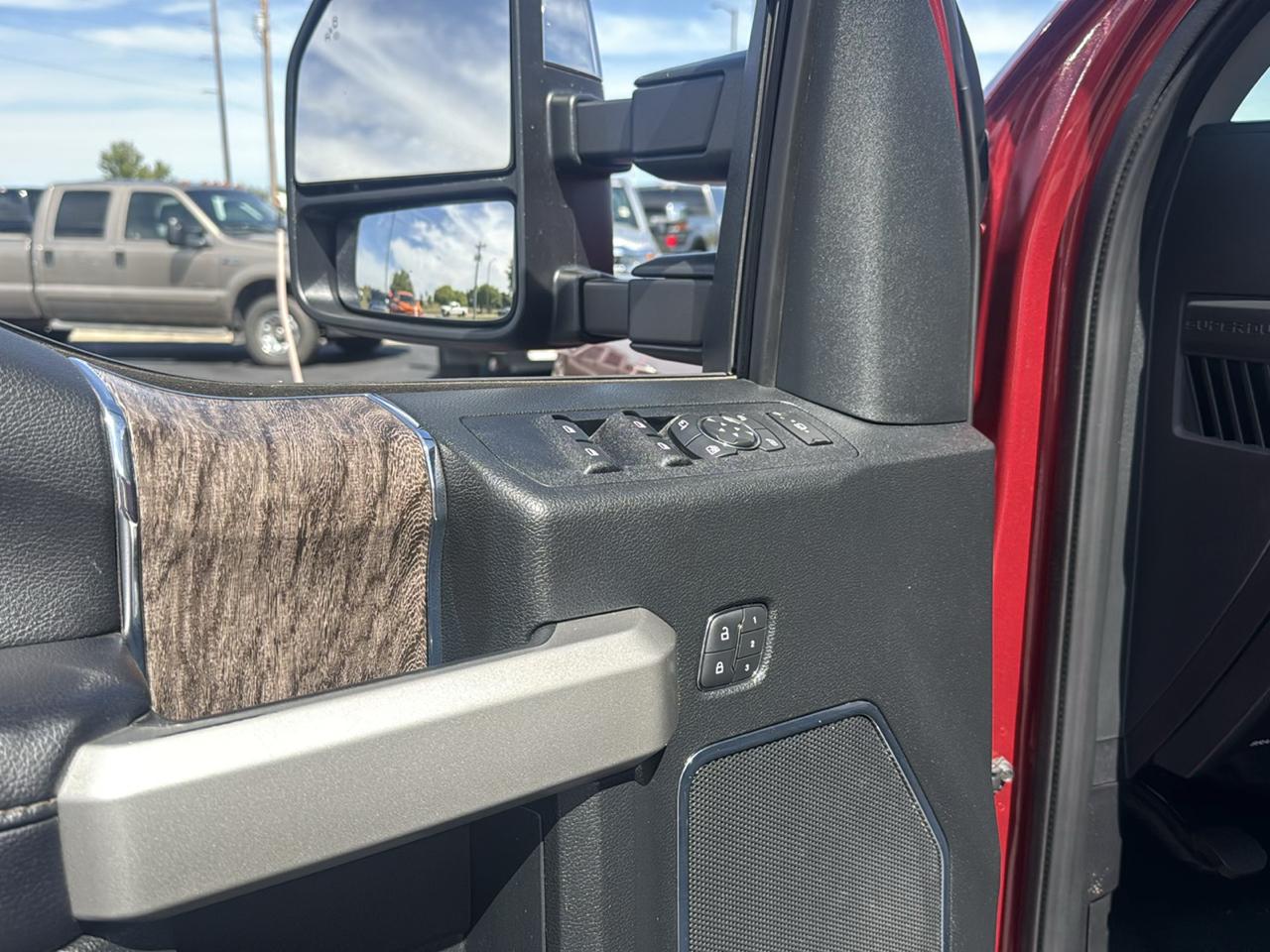 Ford F-350 SD Lariat Crew Cab 4WD 2019