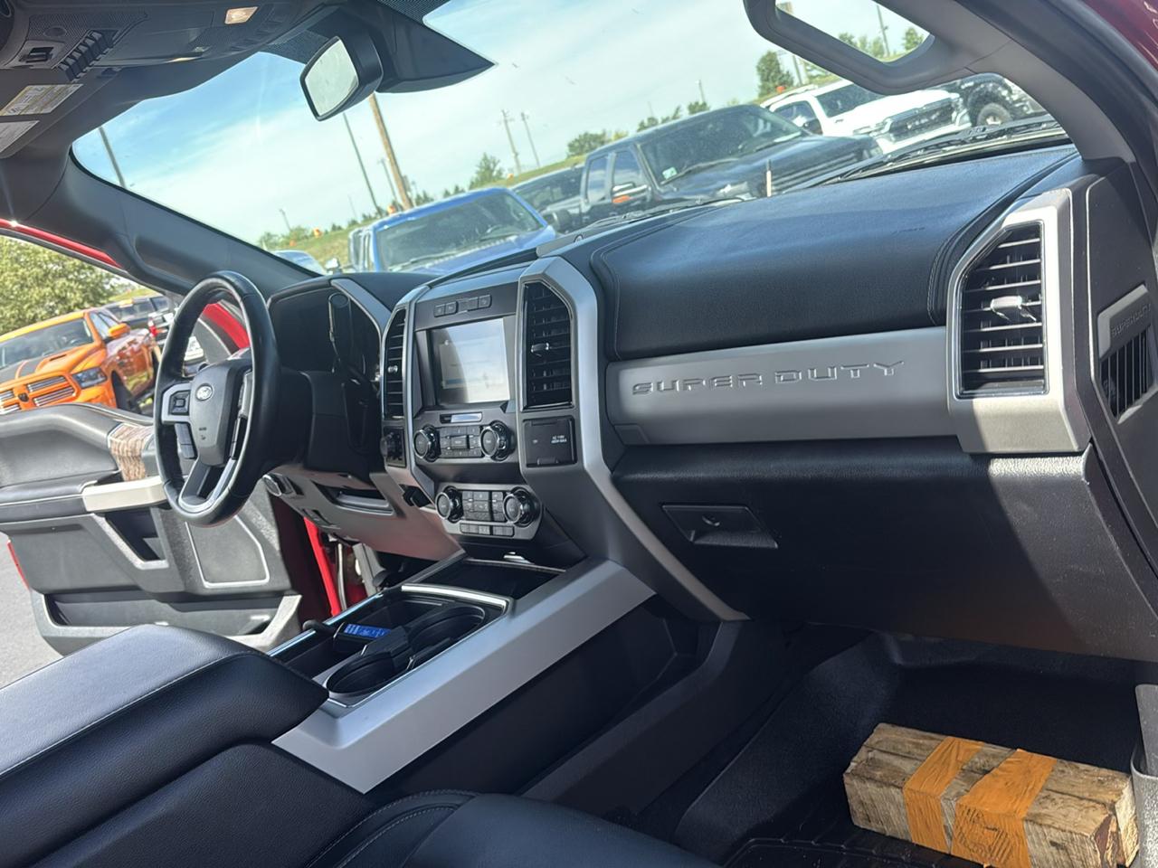Ford F-350 SD Lariat Crew Cab 4WD 2019