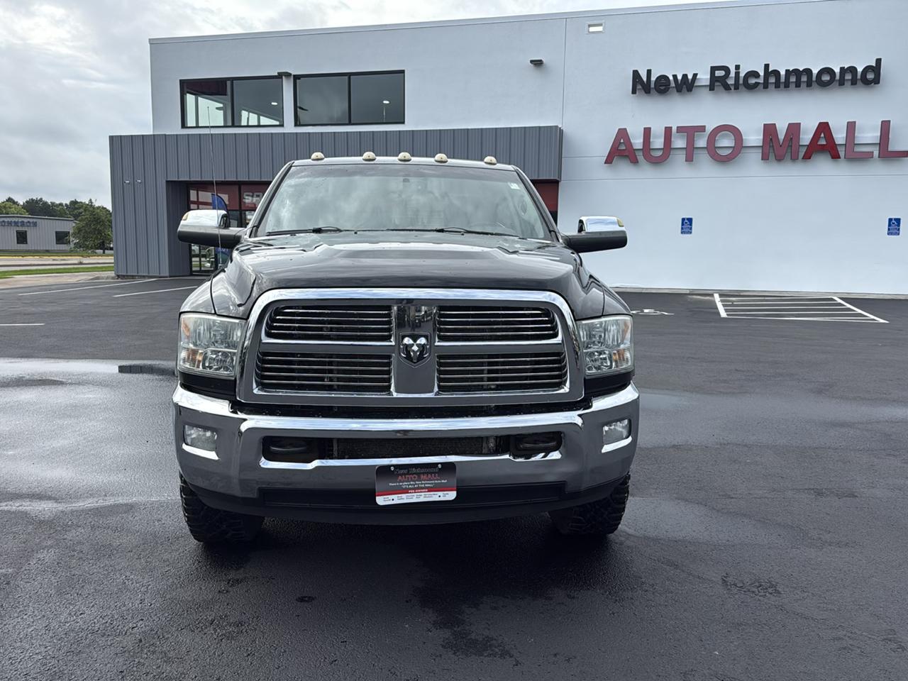 RAM 3500 Laramie Crew Cab 4WD 2011