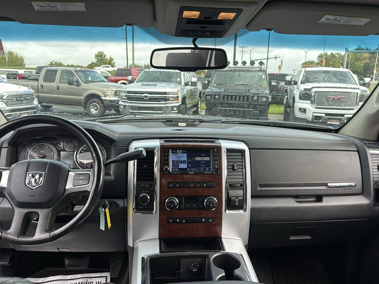 RAM 3500 Laramie Crew Cab 4WD 2011