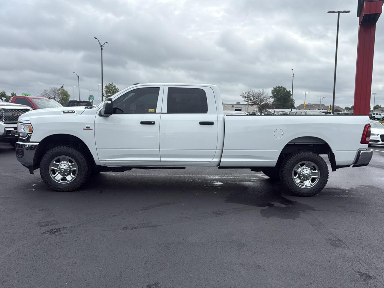 RAM 2500 Tradesman Crew Cab LWB 4WD 2024