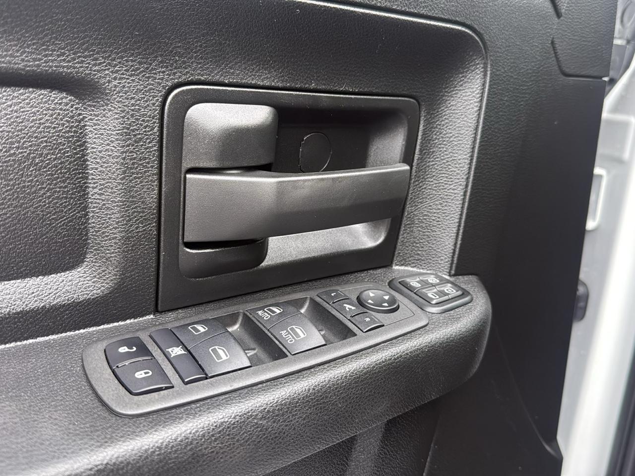 RAM 2500 Tradesman Crew Cab LWB 4WD 2024