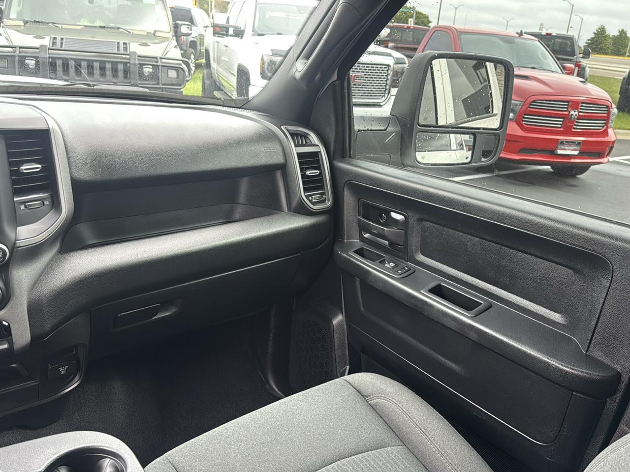 RAM 2500 Tradesman Crew Cab LWB 4WD 2024