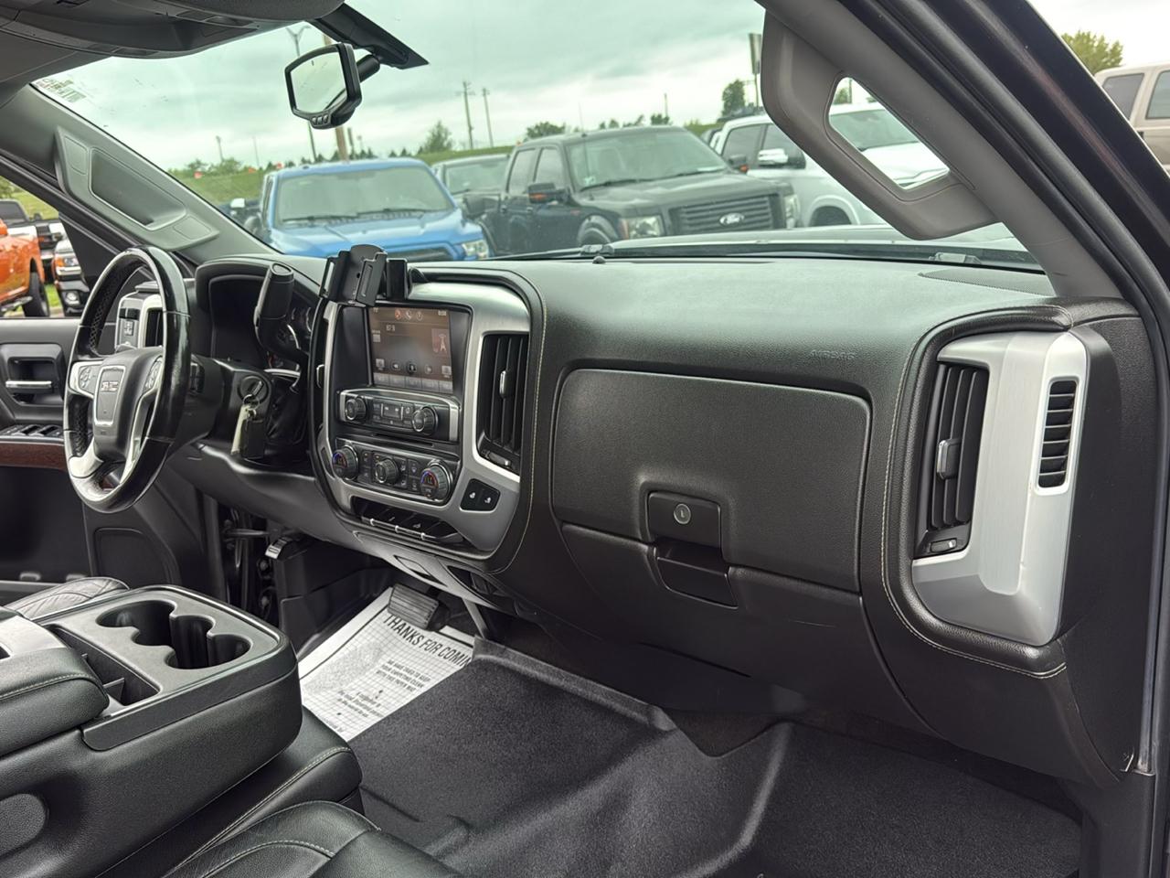 GMC Sierra 2500HD SLE Crew Cab 4WD 2015