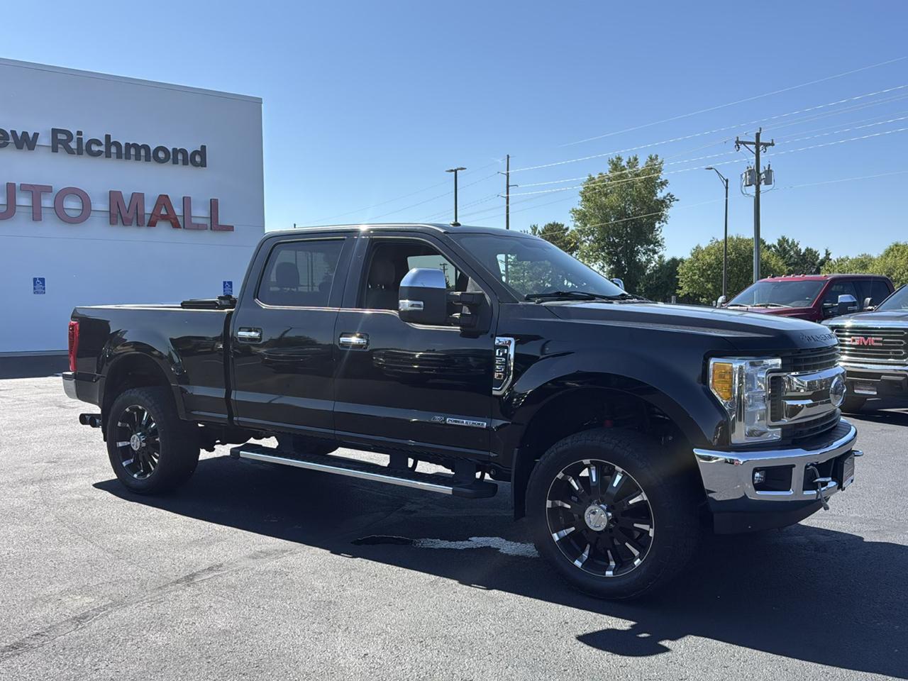 Ford F-250 SD XLT Crew Cab 4WD 2017