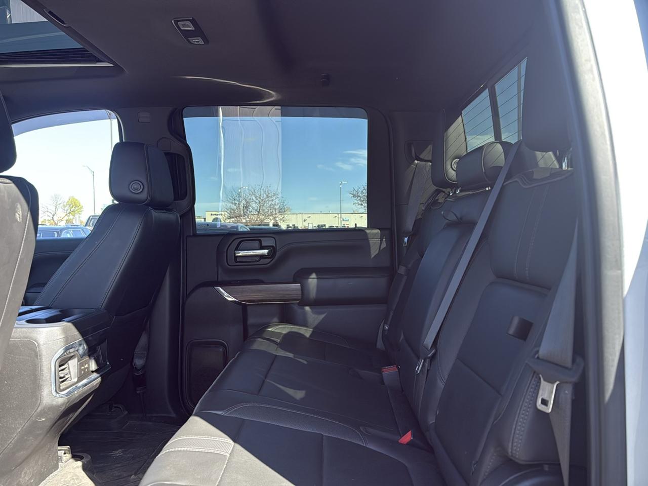 Chevrolet Silverado 3500HD High Country Crew Cab 4WD 2022