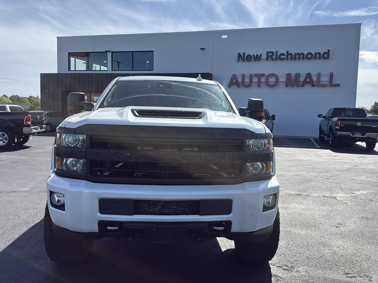Chevrolet Silverado 2500HD High Country Crew Cab Short Box 4WD 2019