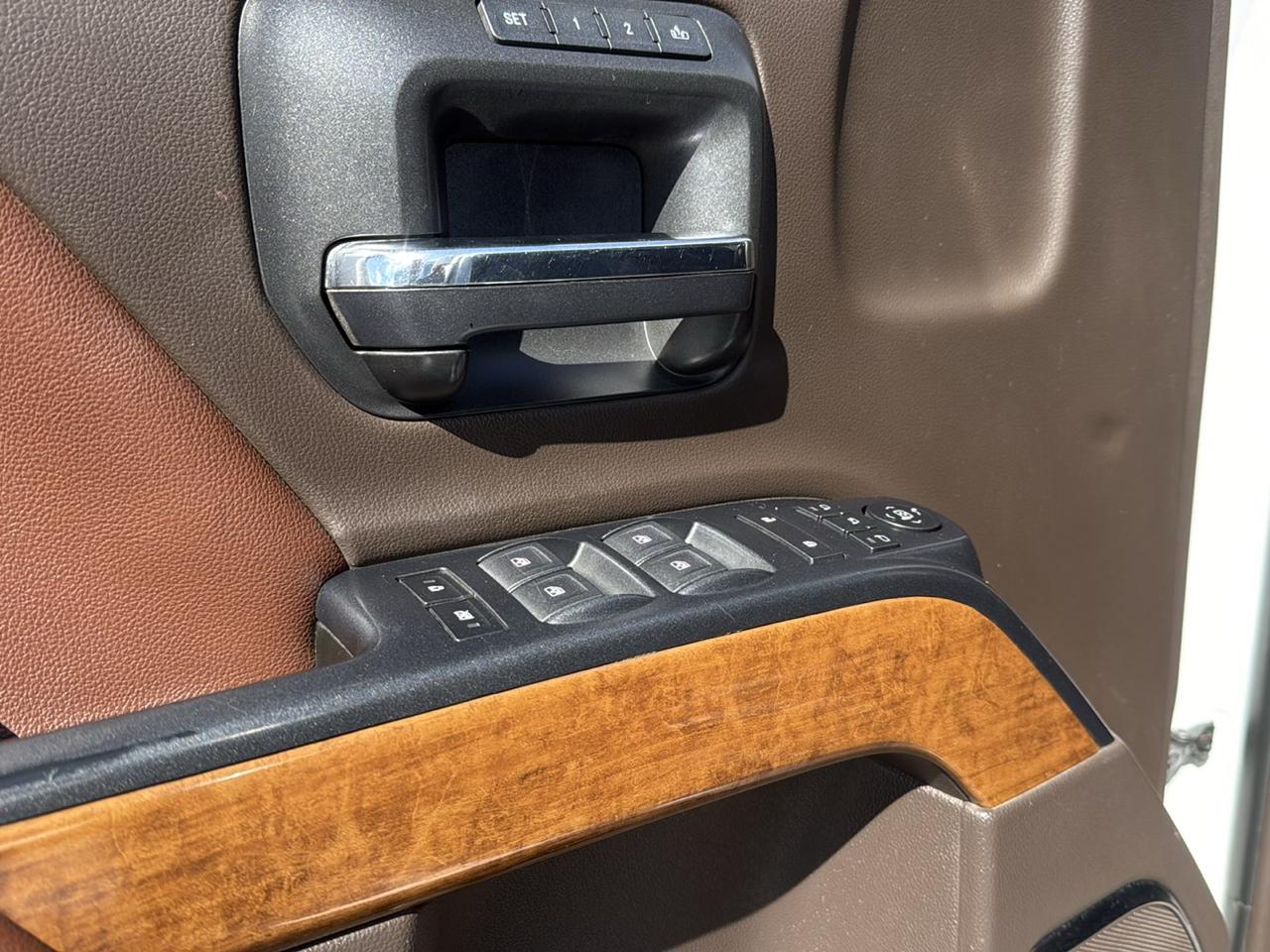 Chevrolet Silverado 2500HD High Country Crew Cab Short Box 4WD 2019