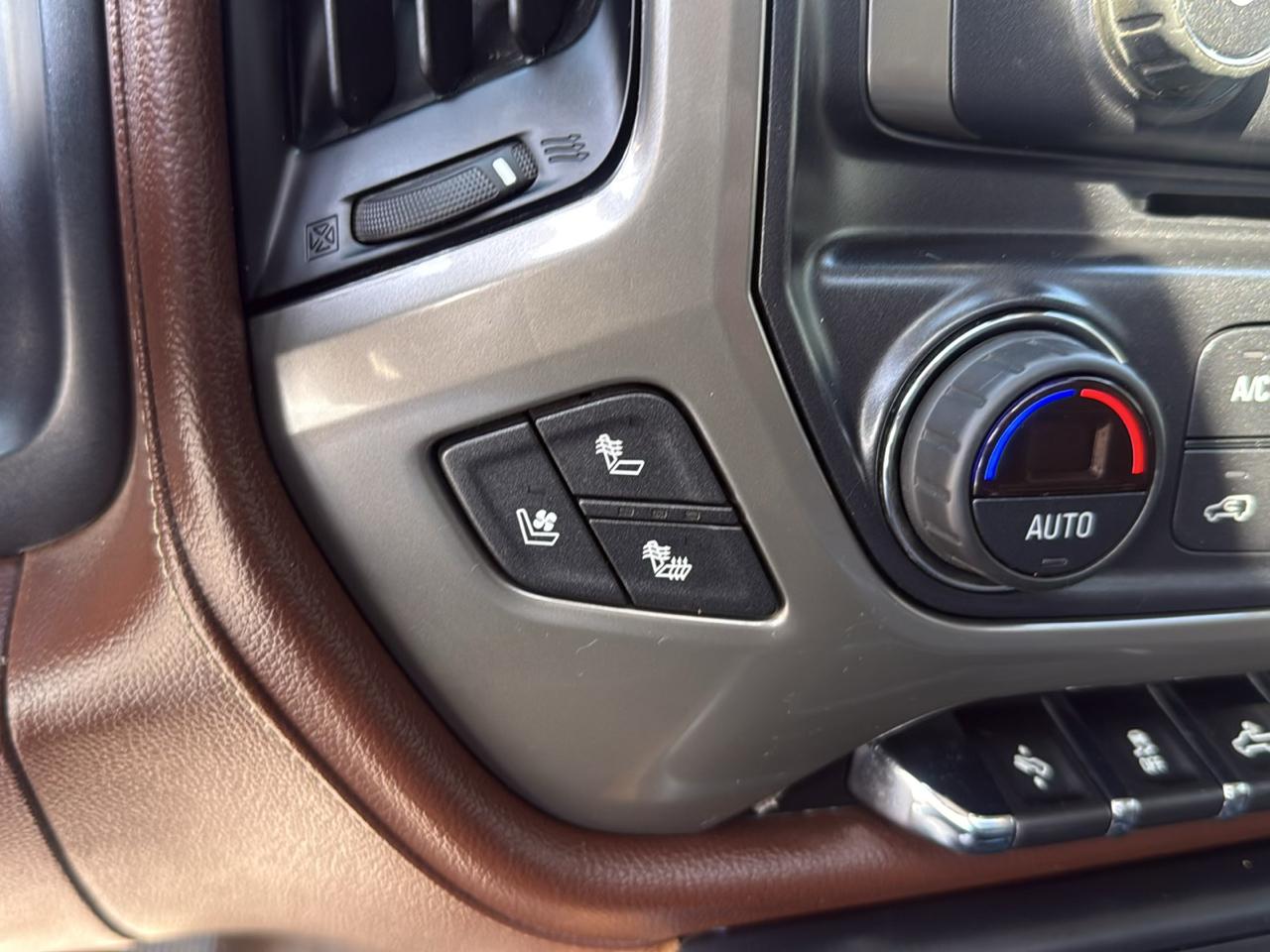 Chevrolet Silverado 2500HD High Country Crew Cab Short Box 4WD 2019