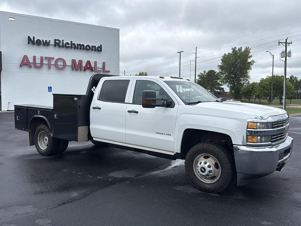 Chevrolet Silverado 3500HD Work Truck Crew Cab 4WD 2015