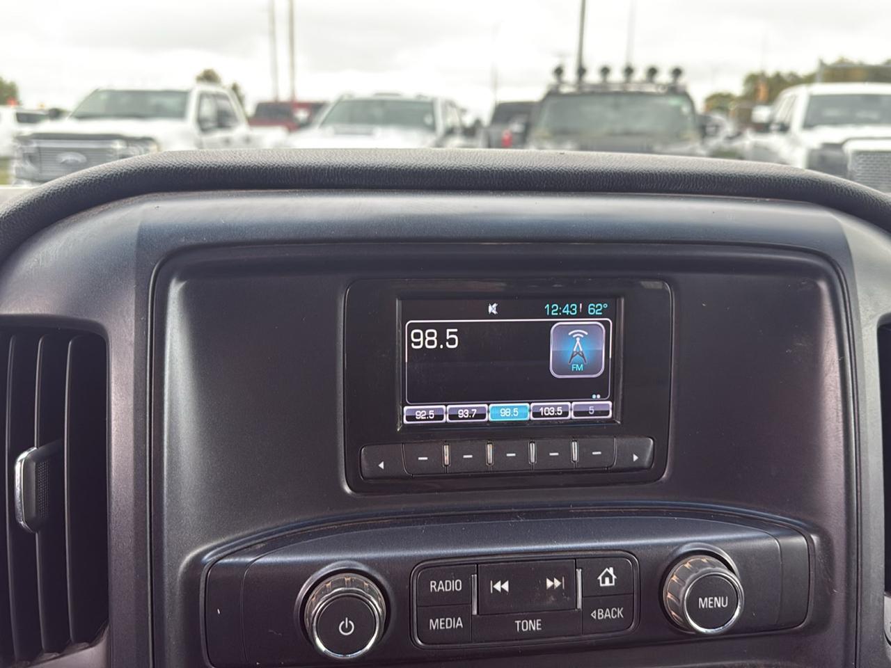 Chevrolet Silverado 3500HD Work Truck Crew Cab 4WD 2015