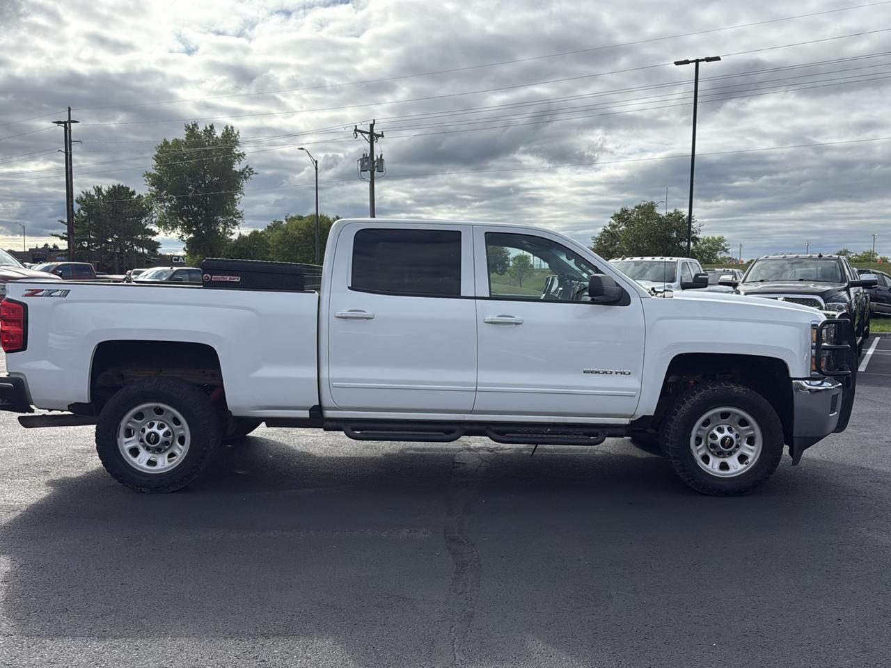 Chevrolet Silverado 2500HD LT Crew Cab Short Box 4WD 2019