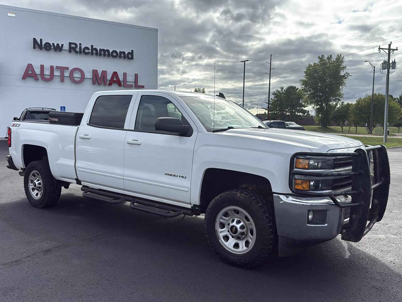 Chevrolet Silverado 2500HD LT Crew Cab Short Box 4WD 2019