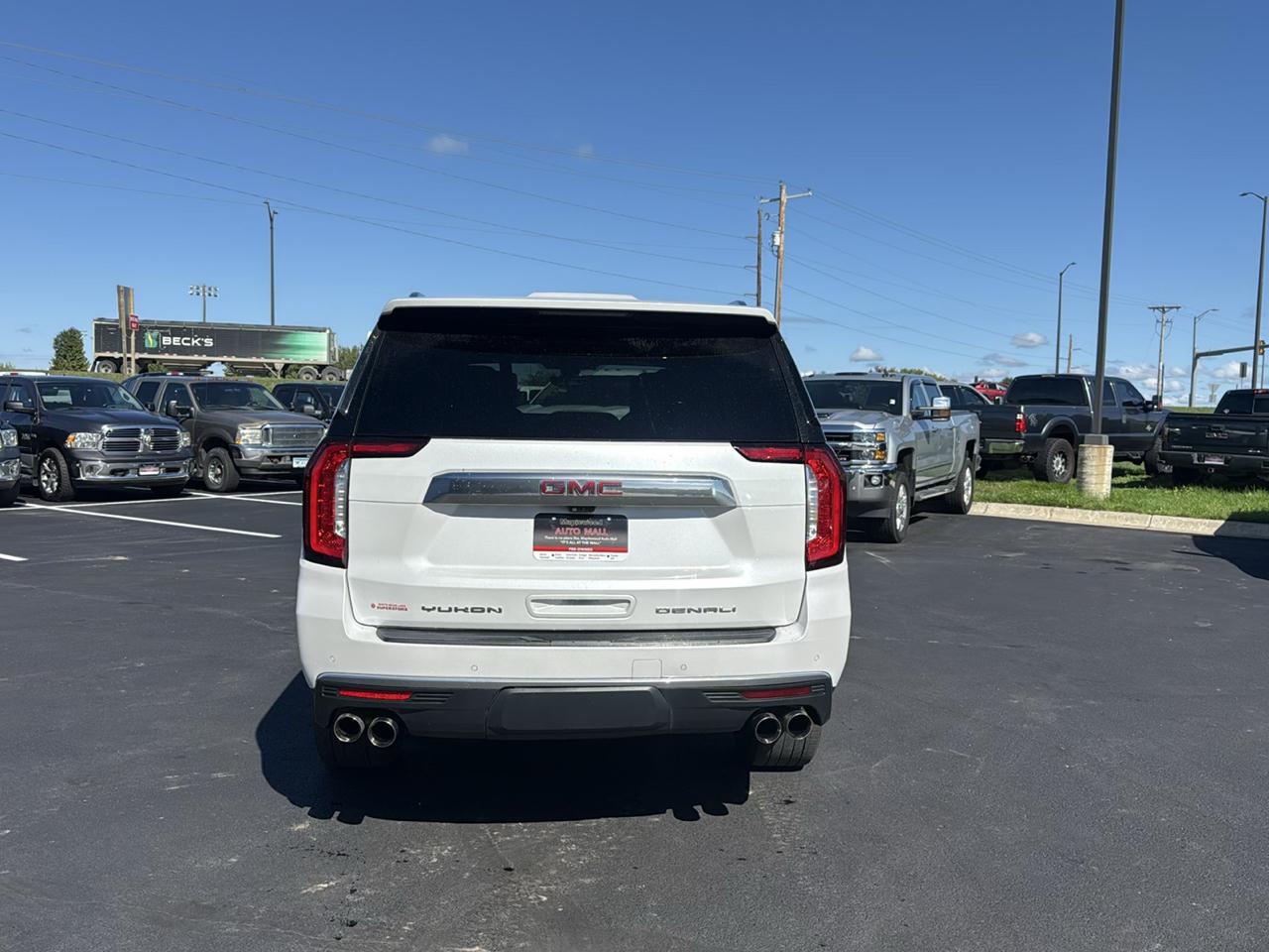 GMC Yukon Denali 4WD 2021