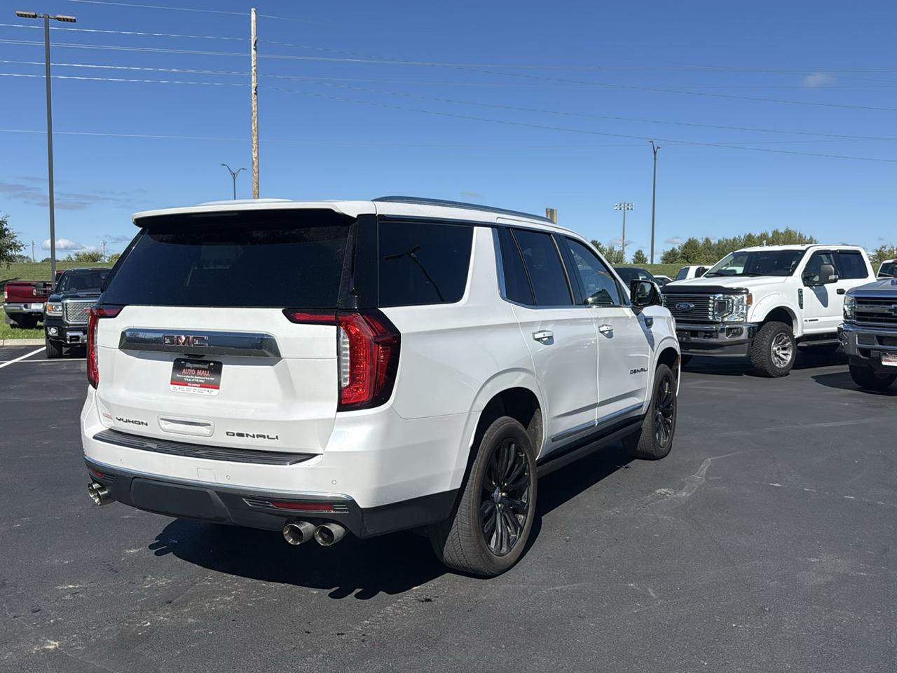 GMC Yukon Denali 4WD 2021