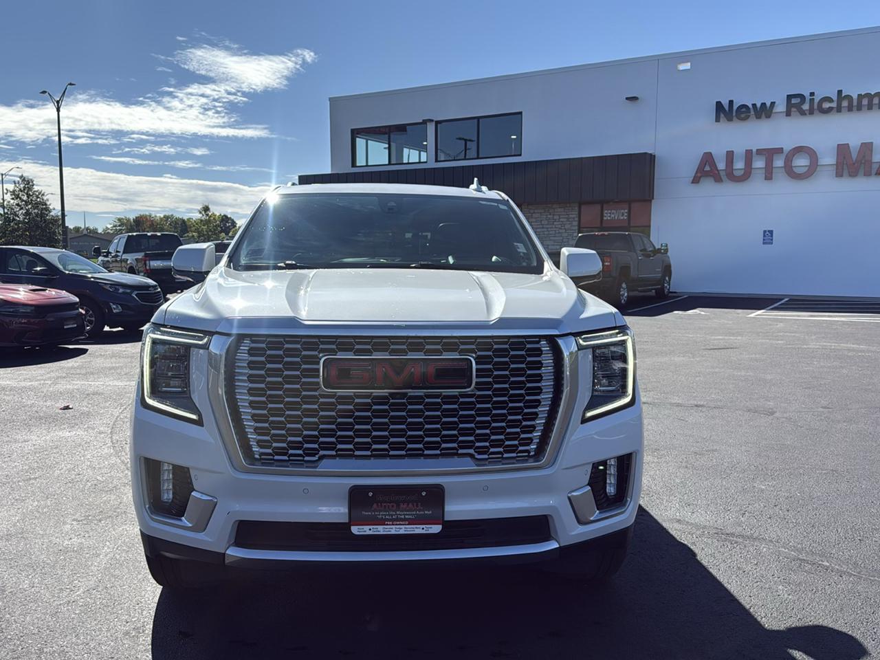 GMC Yukon Denali 4WD 2021