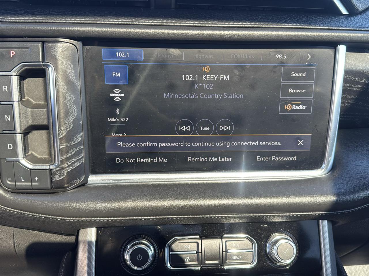 GMC Yukon Denali 4WD 2021