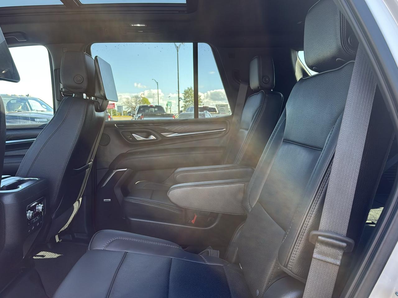 GMC Yukon Denali 4WD 2021