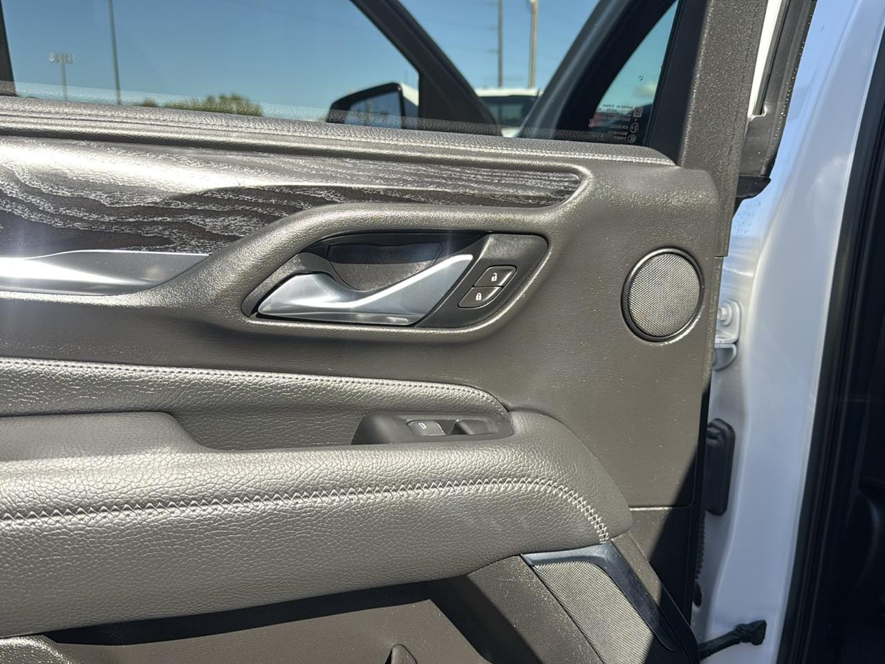 GMC Yukon Denali 4WD 2021