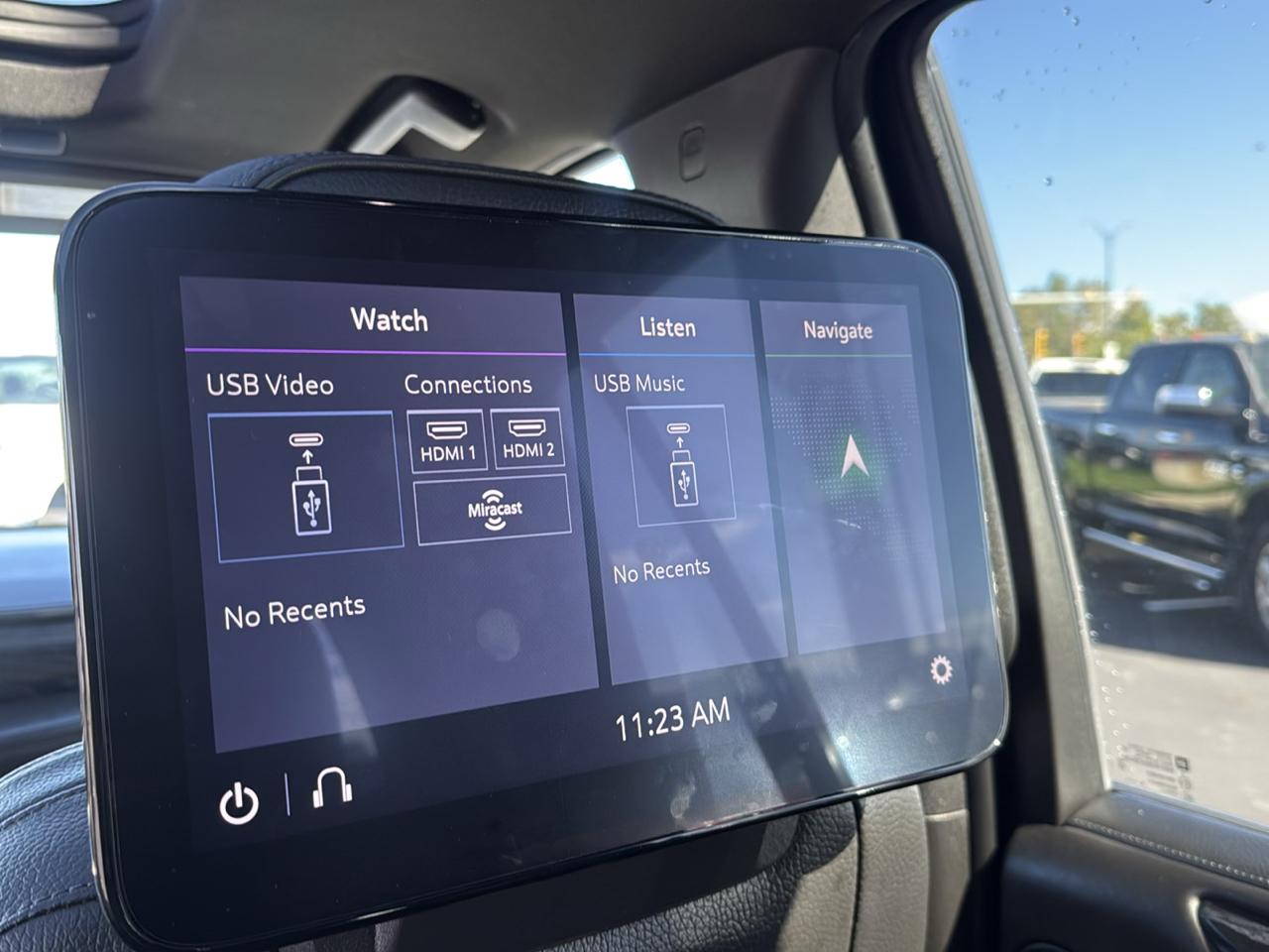 GMC Yukon Denali 4WD 2021