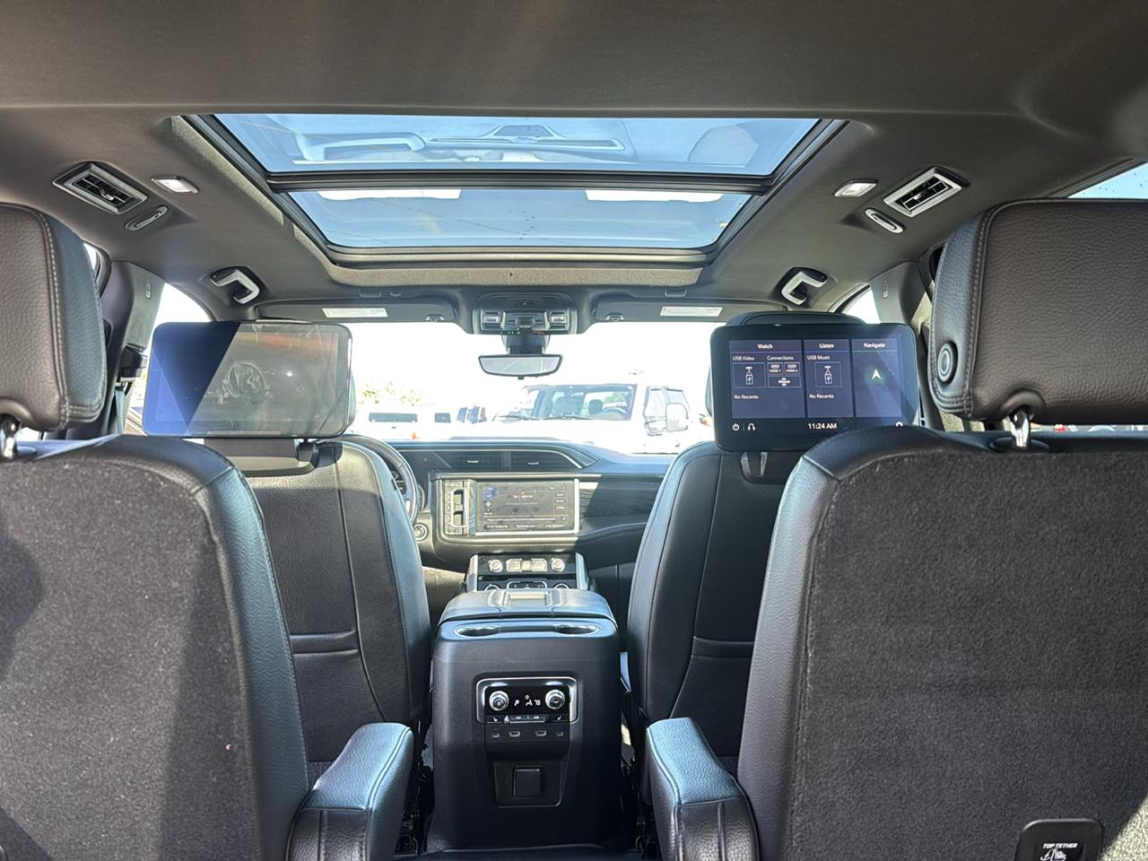 GMC Yukon Denali 4WD 2021