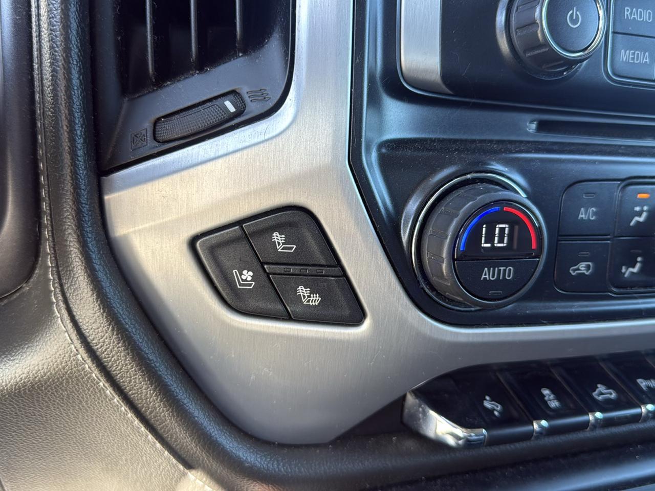GMC Sierra 1500 SLT Crew Cab Short Box 4WD 2016