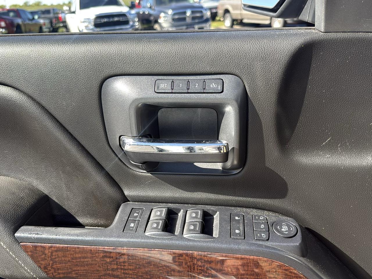 GMC Sierra 1500 SLT Crew Cab Short Box 4WD 2016