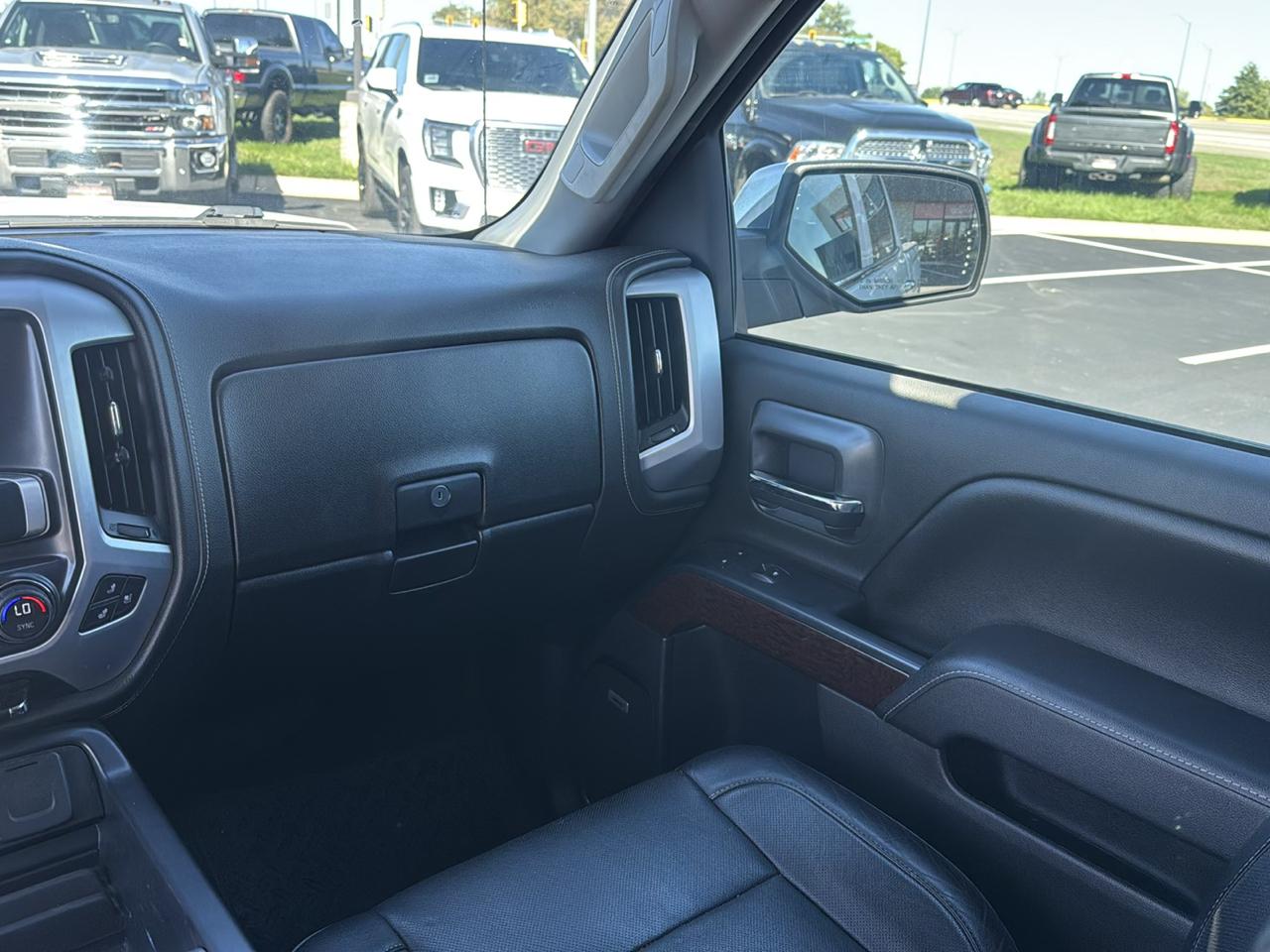 GMC Sierra 1500 SLT Crew Cab Short Box 4WD 2016