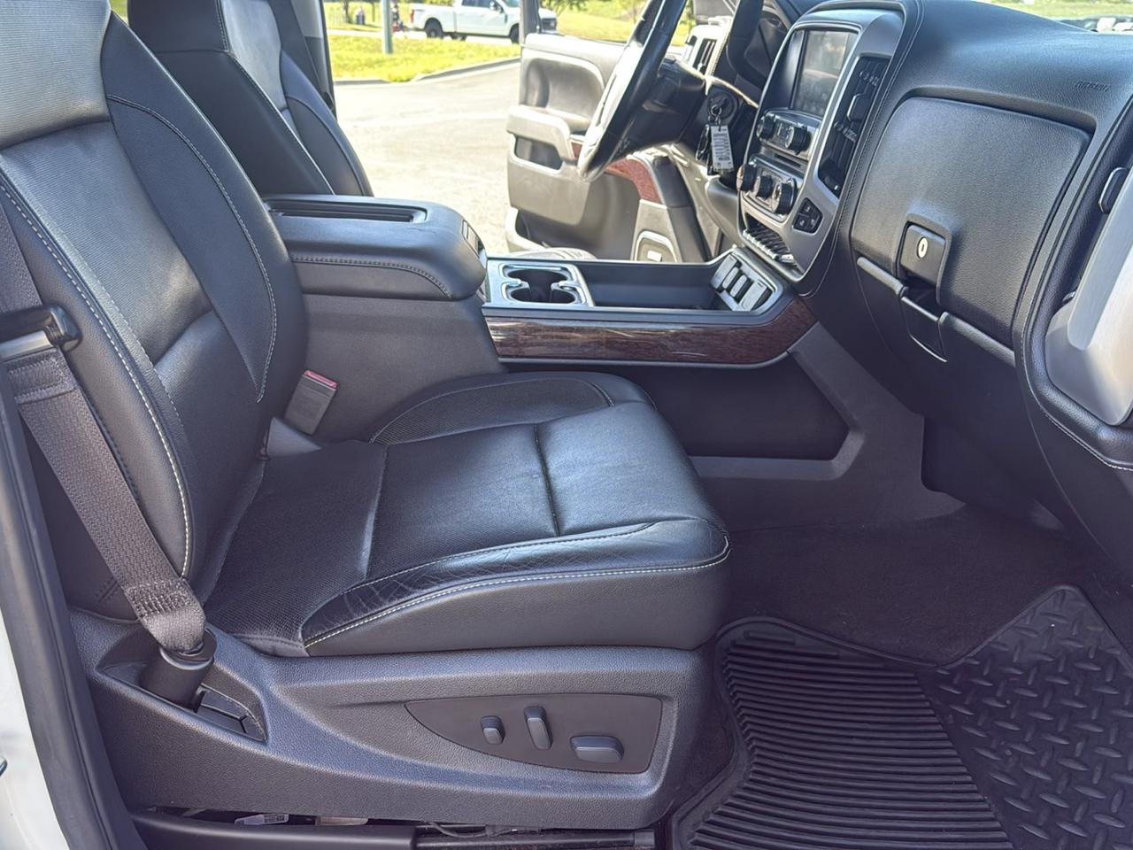 GMC Sierra 1500 SLT Crew Cab Short Box 4WD 2016