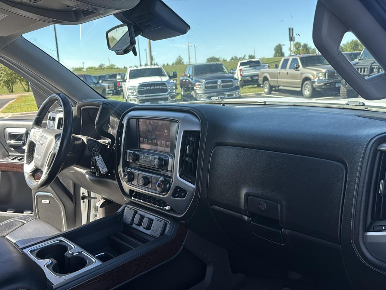 GMC Sierra 1500 SLT Crew Cab Short Box 4WD 2016