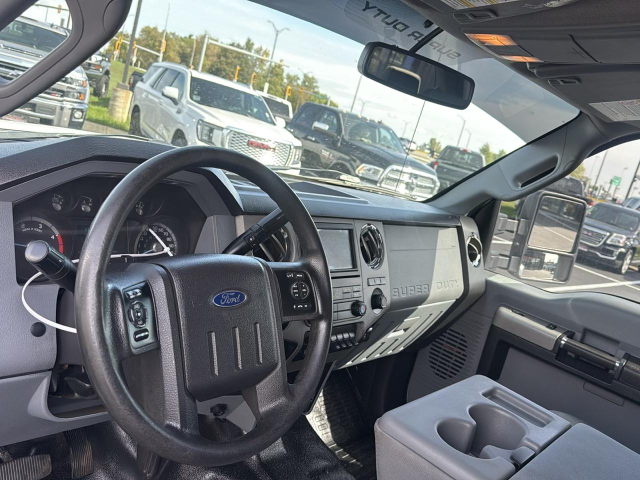 Ford F-450 SD XLT Crew Cab DRW 4WD 2015
