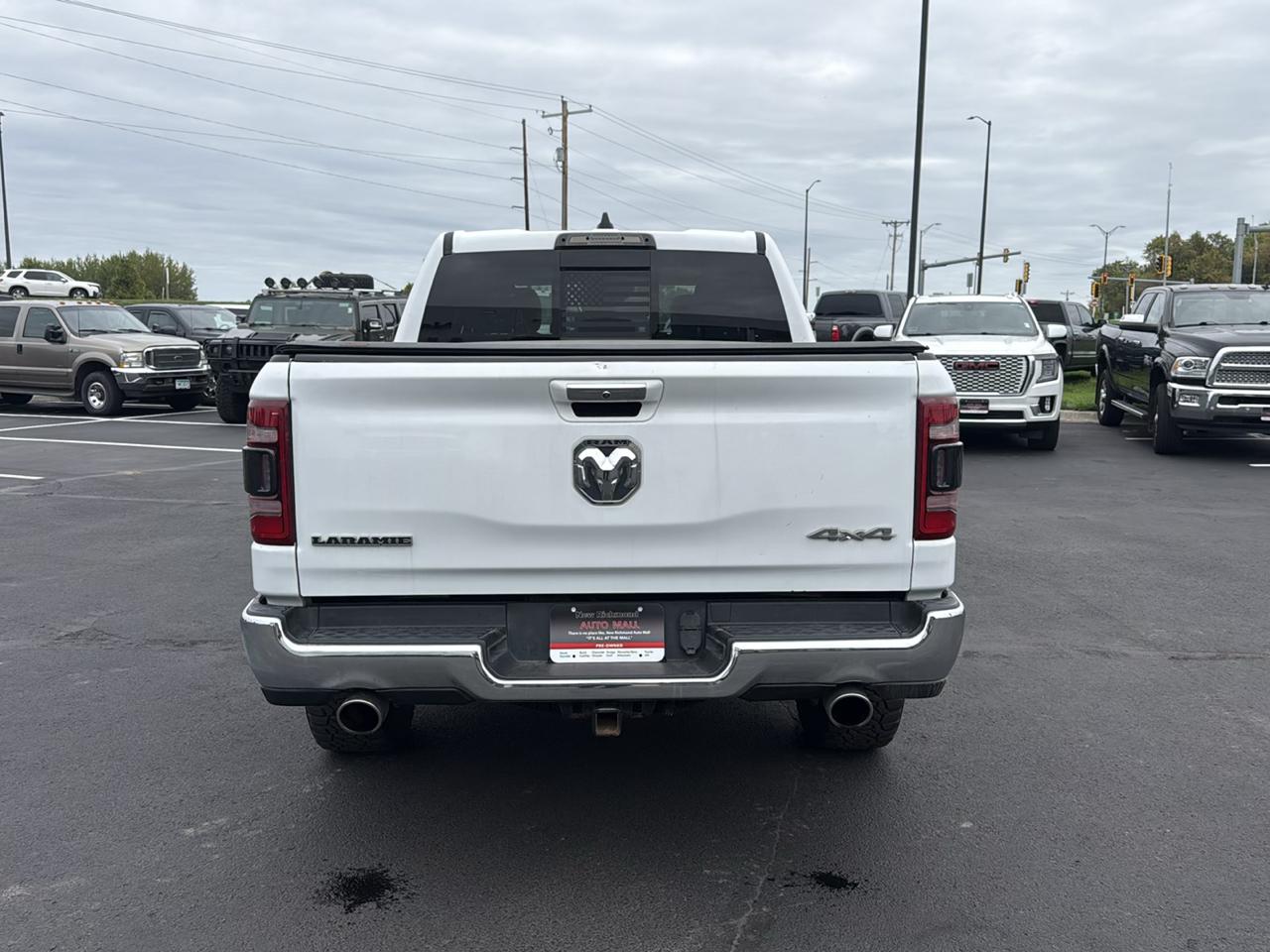 RAM 1500 Laramie Crew Cab SWB 4WD 2021