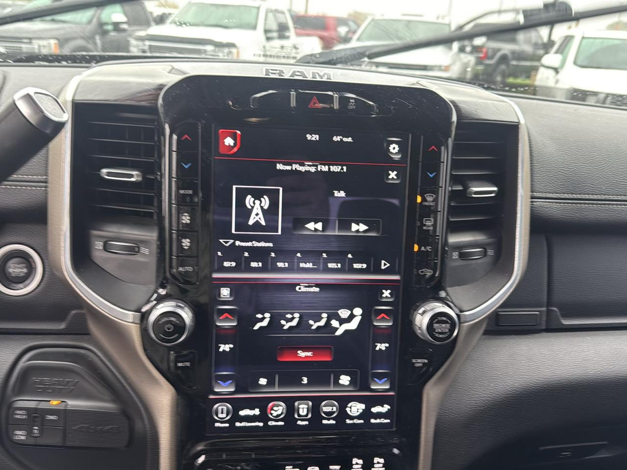 RAM 3500 Laramie Crew Cab LWB 4WD DRW 2020
