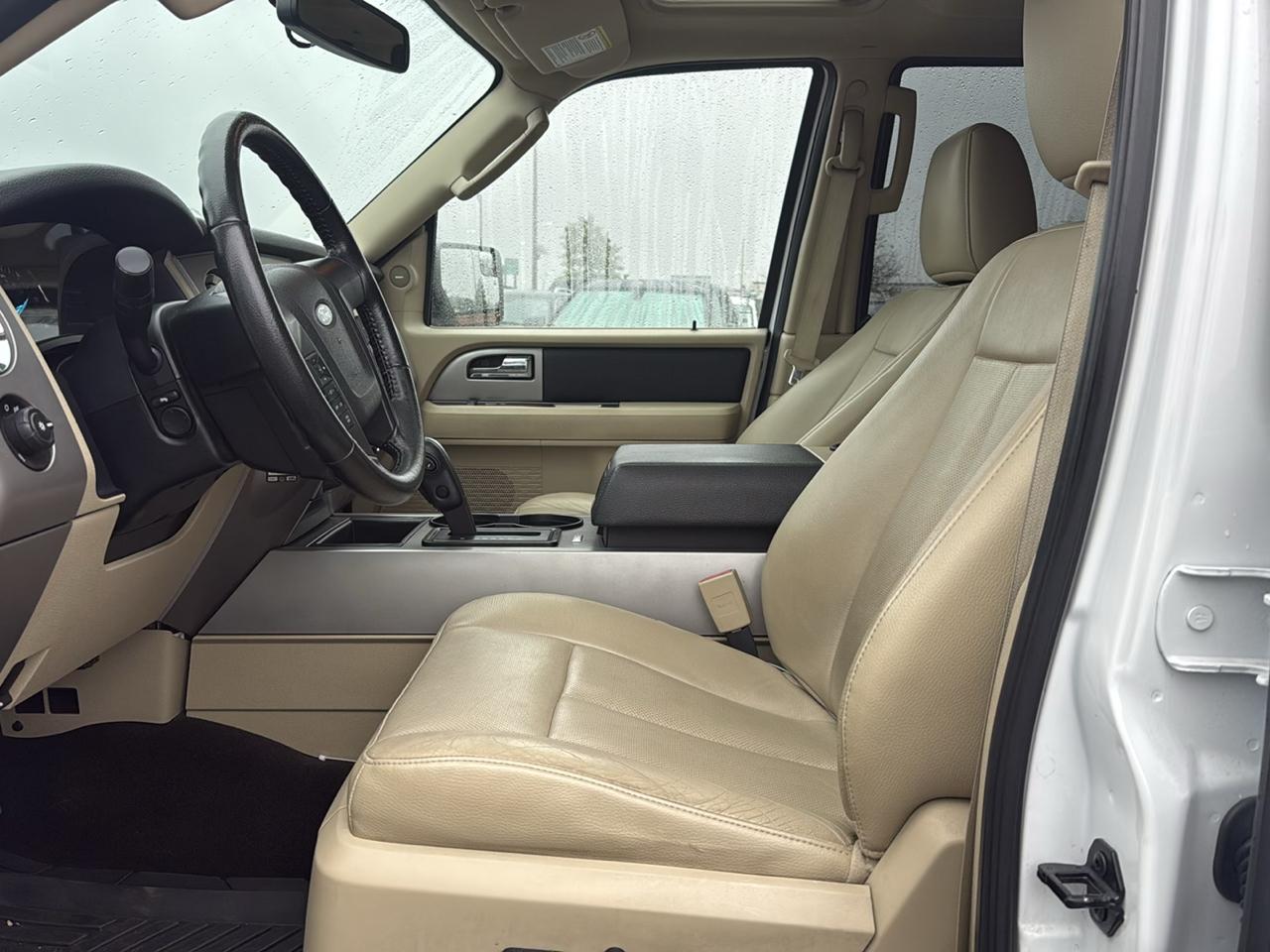 Ford Expedition EL XLT 4WD 2017