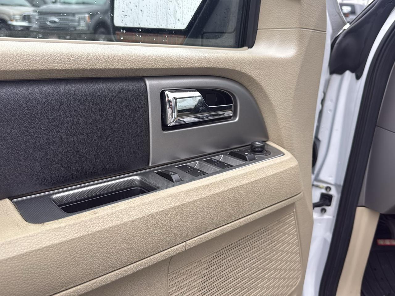 Ford Expedition EL XLT 4WD 2017