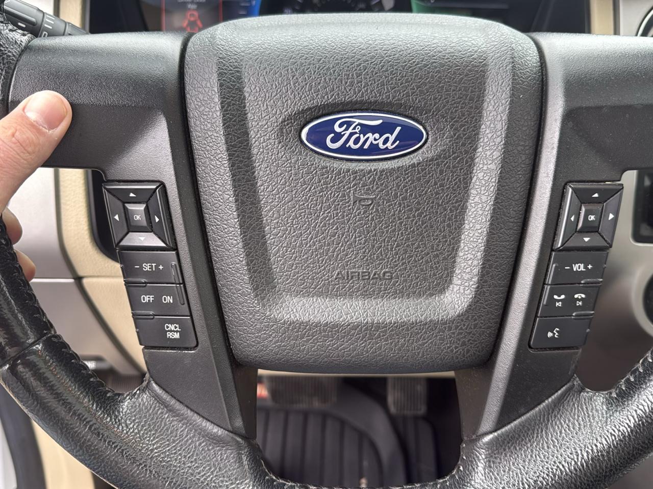 Ford Expedition EL XLT 4WD 2017