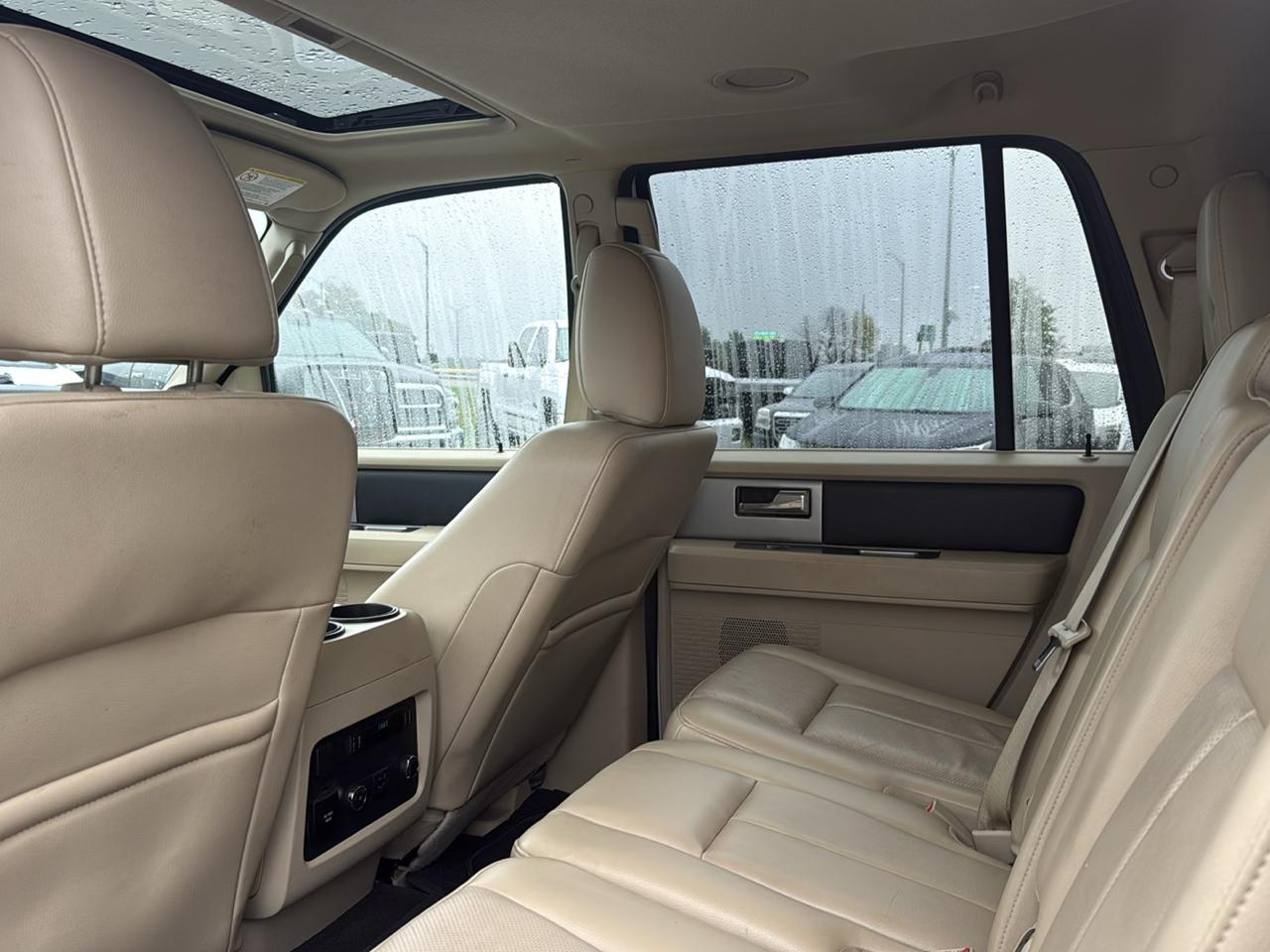 Ford Expedition EL XLT 4WD 2017
