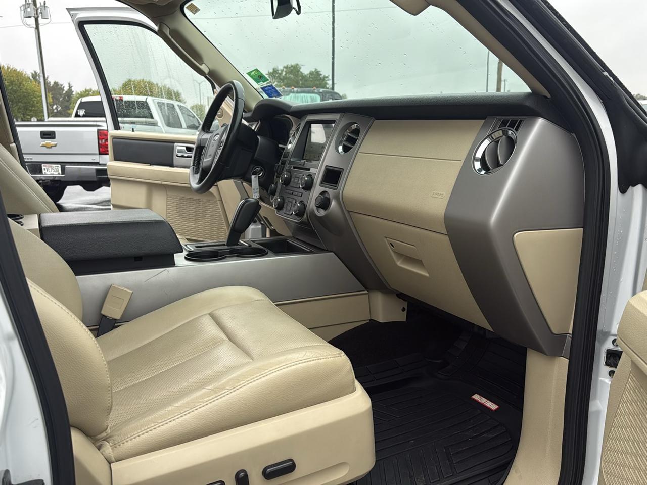 Ford Expedition EL XLT 4WD 2017