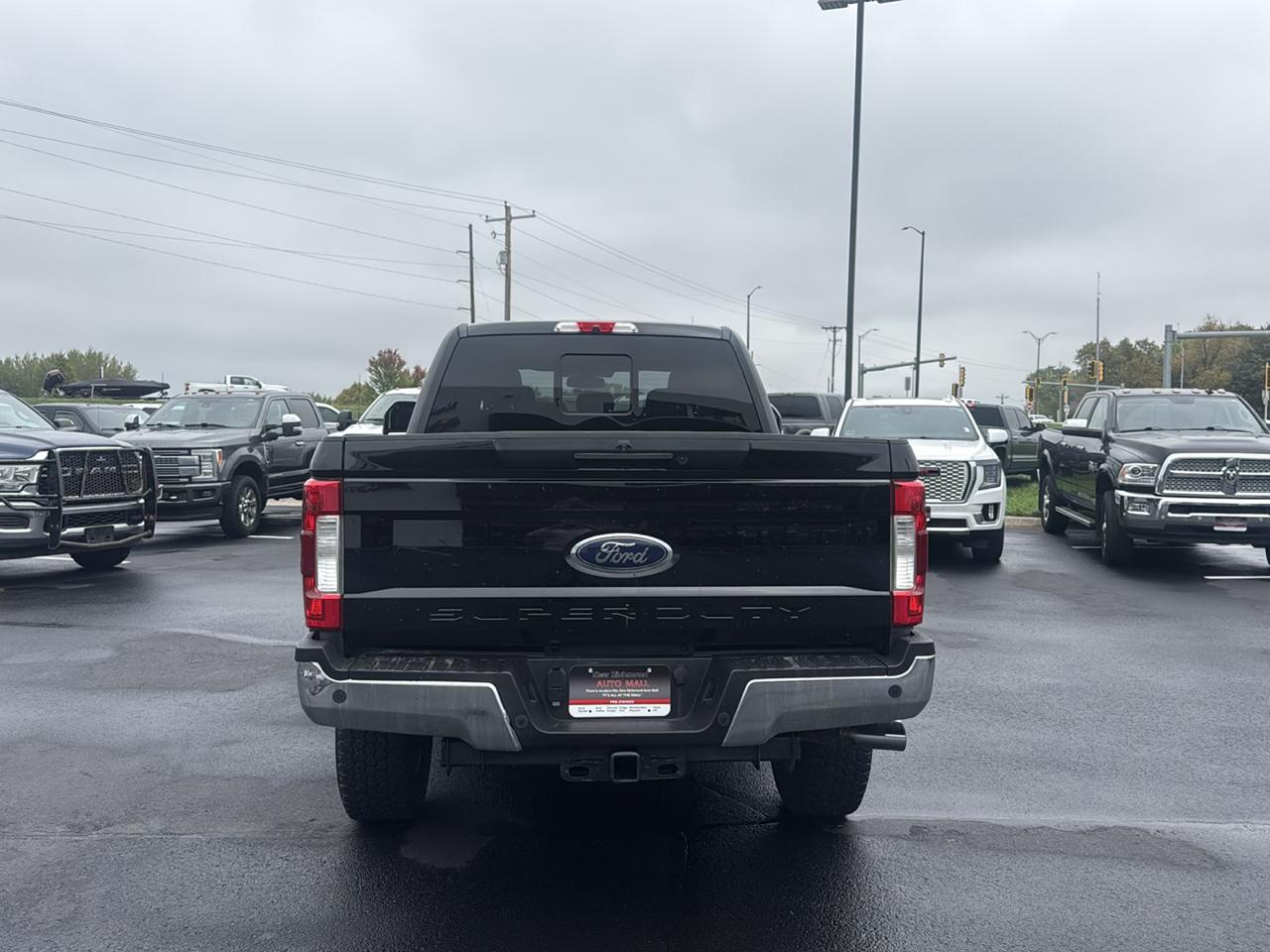 Ford F-250 SD Lariat Crew Cab 4WD 2017
