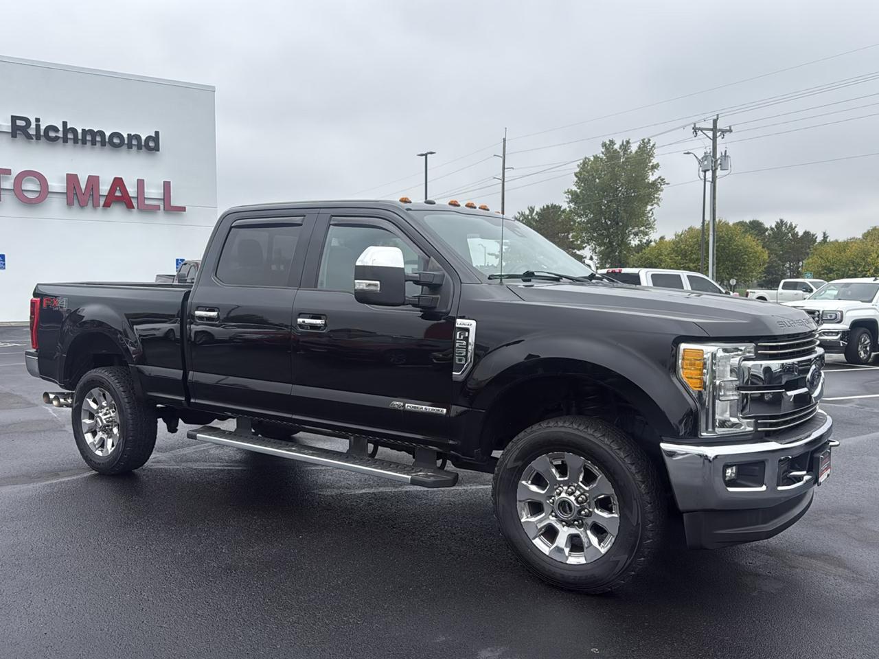 Ford F-250 SD Lariat Crew Cab 4WD 2017