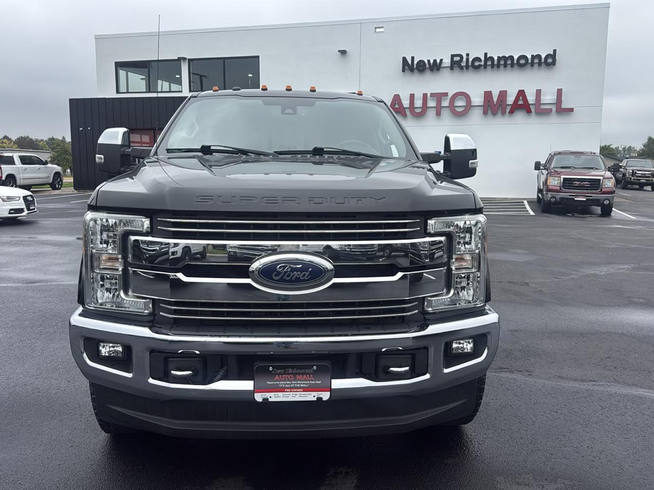Ford F-250 SD Lariat Crew Cab 4WD 2017