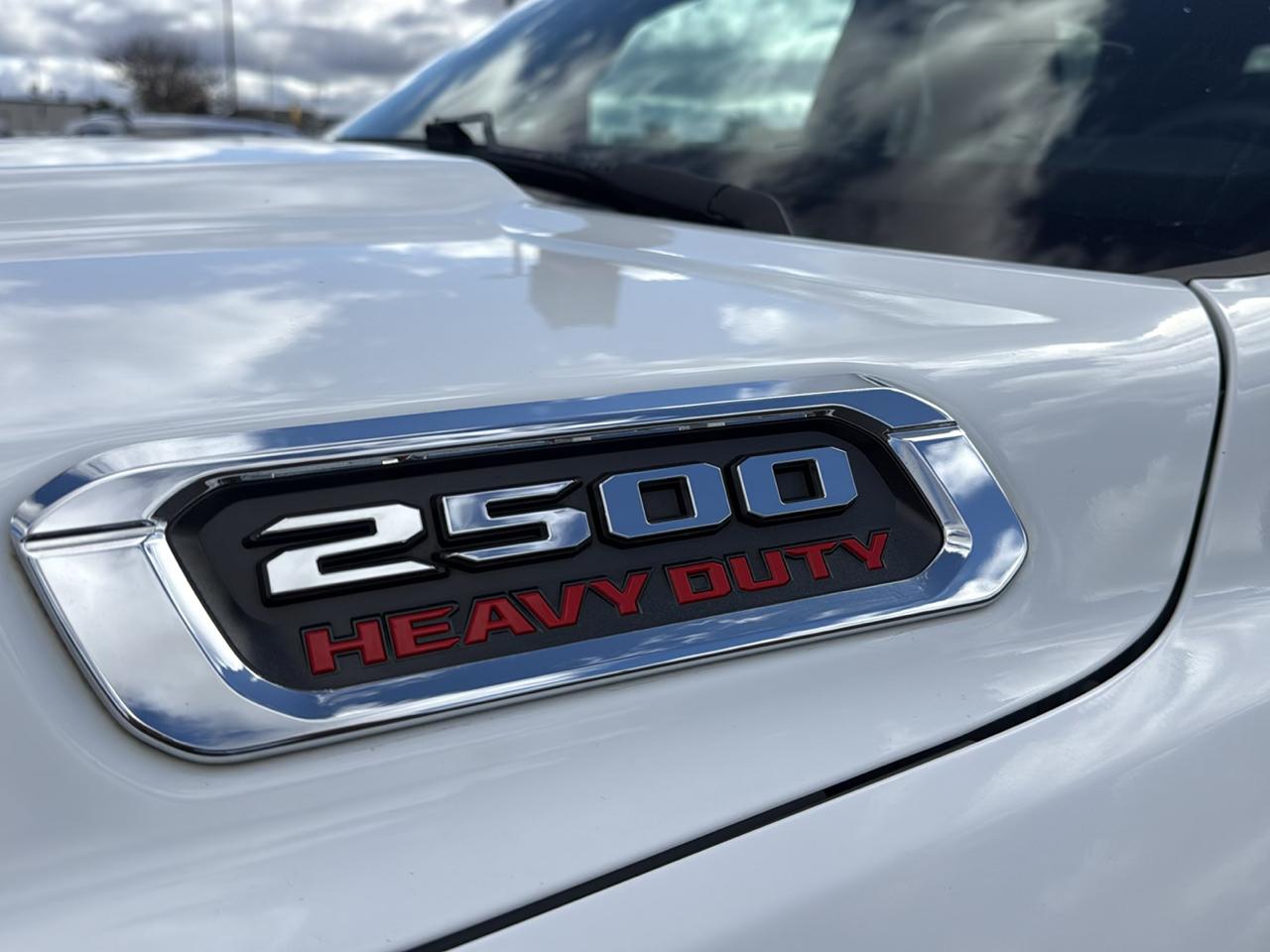 RAM 2500 Tradesman Crew Cab 4WD 2021