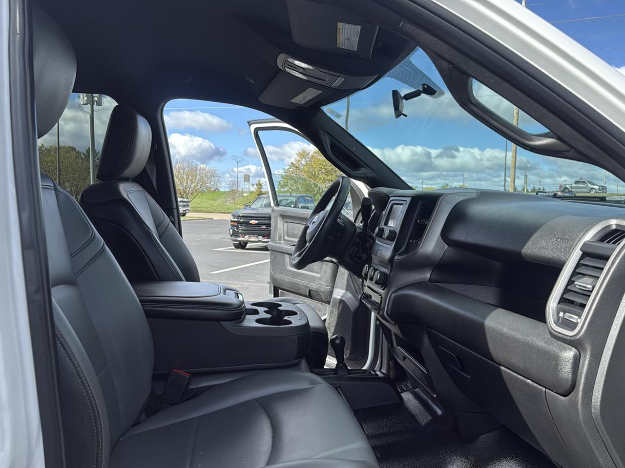 RAM 2500 Tradesman Crew Cab 4WD 2021