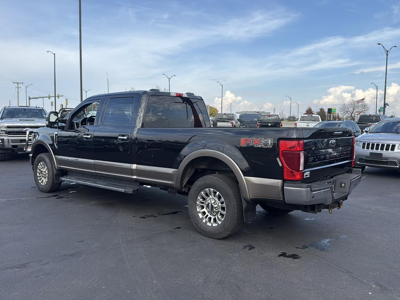 Ford Super Duty F-250 SRW Lariat 4WD Crew Cab 8' Box 2021