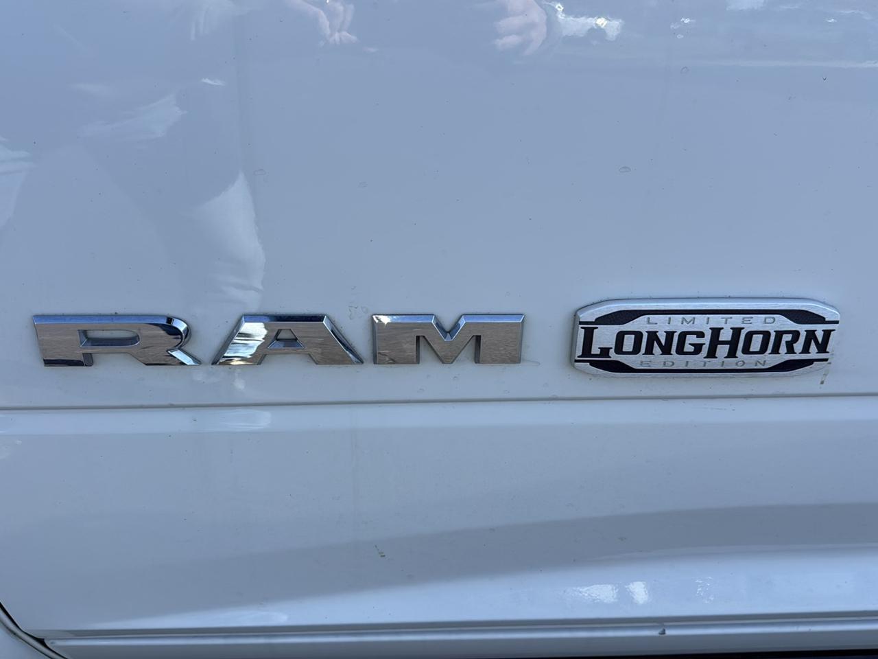 RAM 3500 Longhorn 4x4 Crew Cab 8' Box 2021
