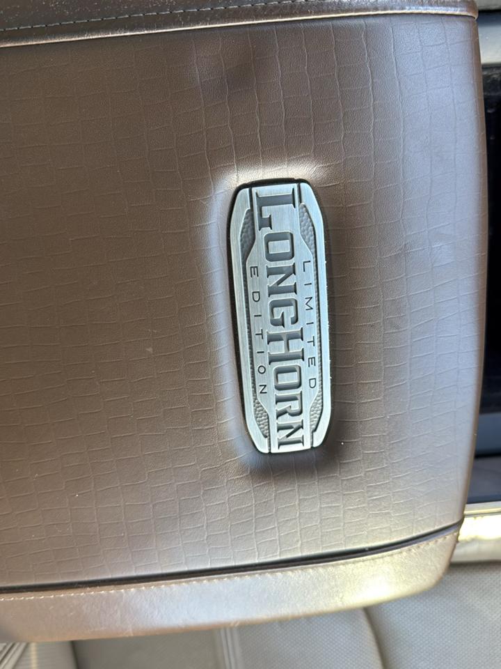 RAM 3500 Longhorn 4x4 Crew Cab 8' Box 2021