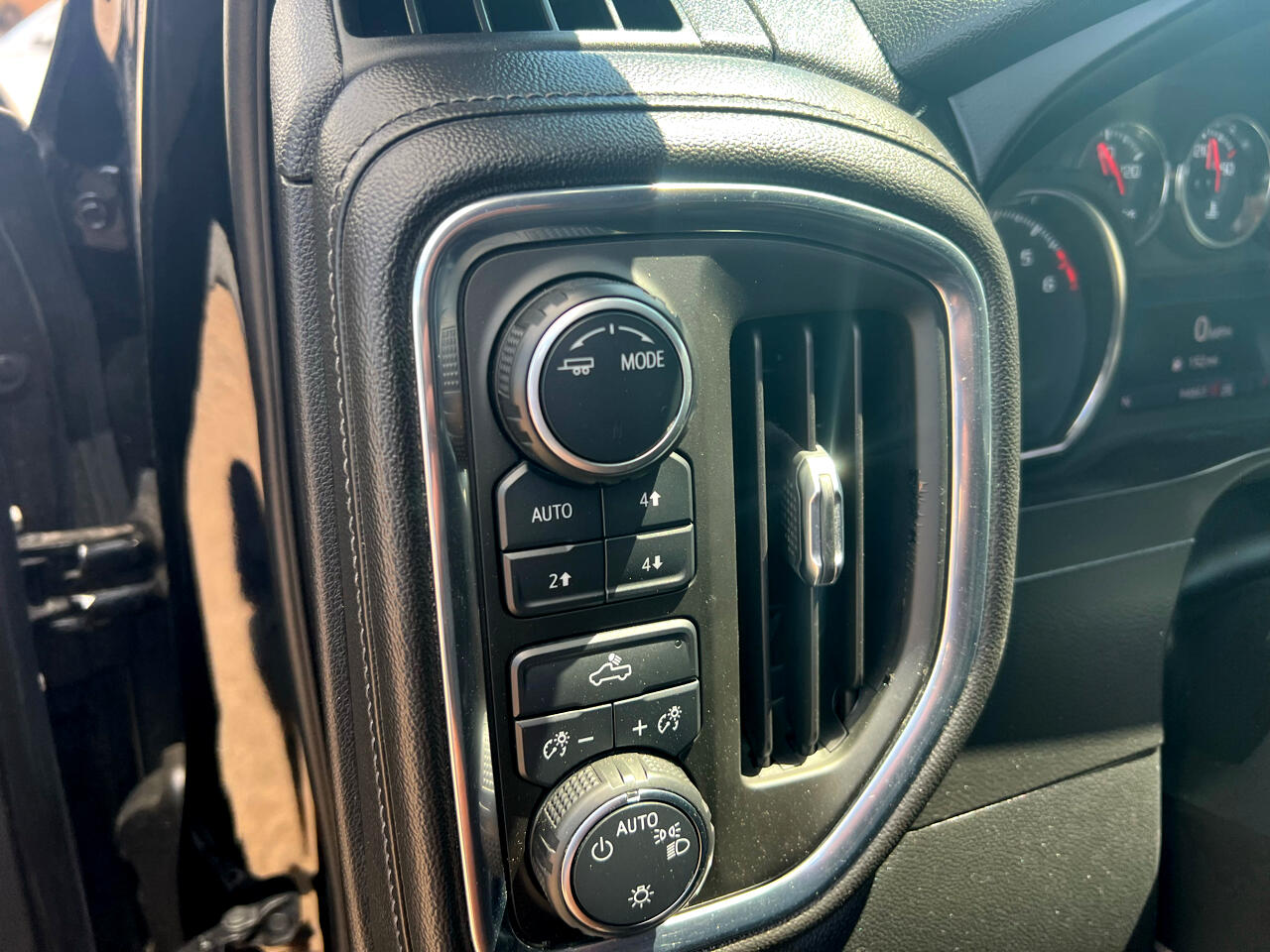 Chevrolet Silverado 1500 LT Crew Cab 4WD 2020 Chevrolet Silverado 1500 LT Crew Cab 4WD 2020