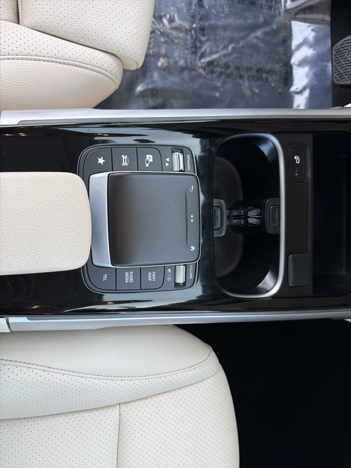 Mercedes-Benz GLB-Class GLB 250 2022